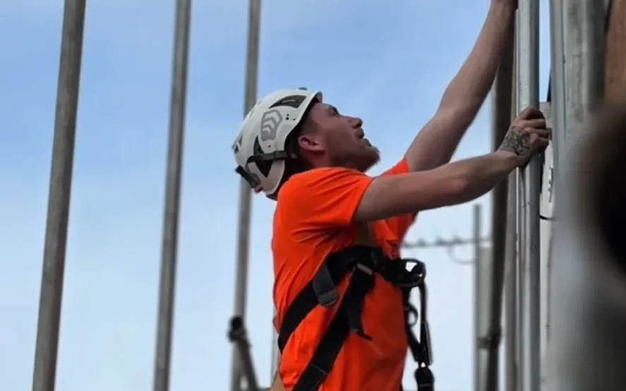 TMP scaffolder working with scaffold tubes